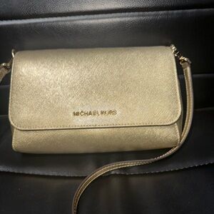 Michael Kors Jet Set Md Convertible Pouchette